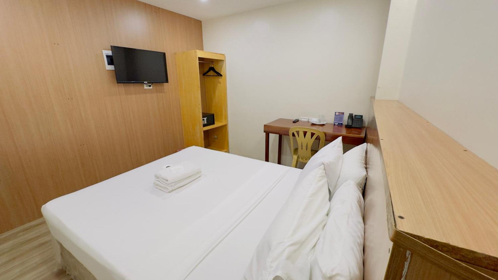 La Anclar Hotel Davao City Eksteriør bilde