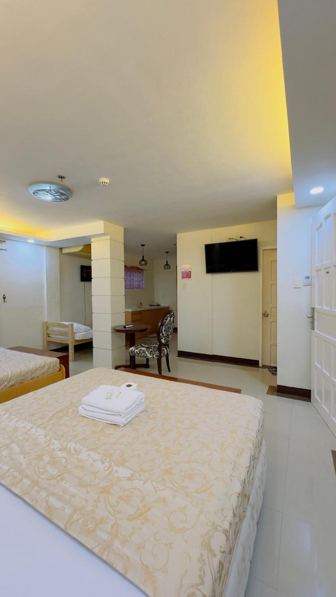 La Anclar Hotel Davao City Eksteriør bilde